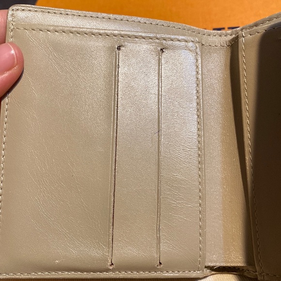 LV VERNIS TAN SHORT WALLET TH0082 - Picture 4 of 8